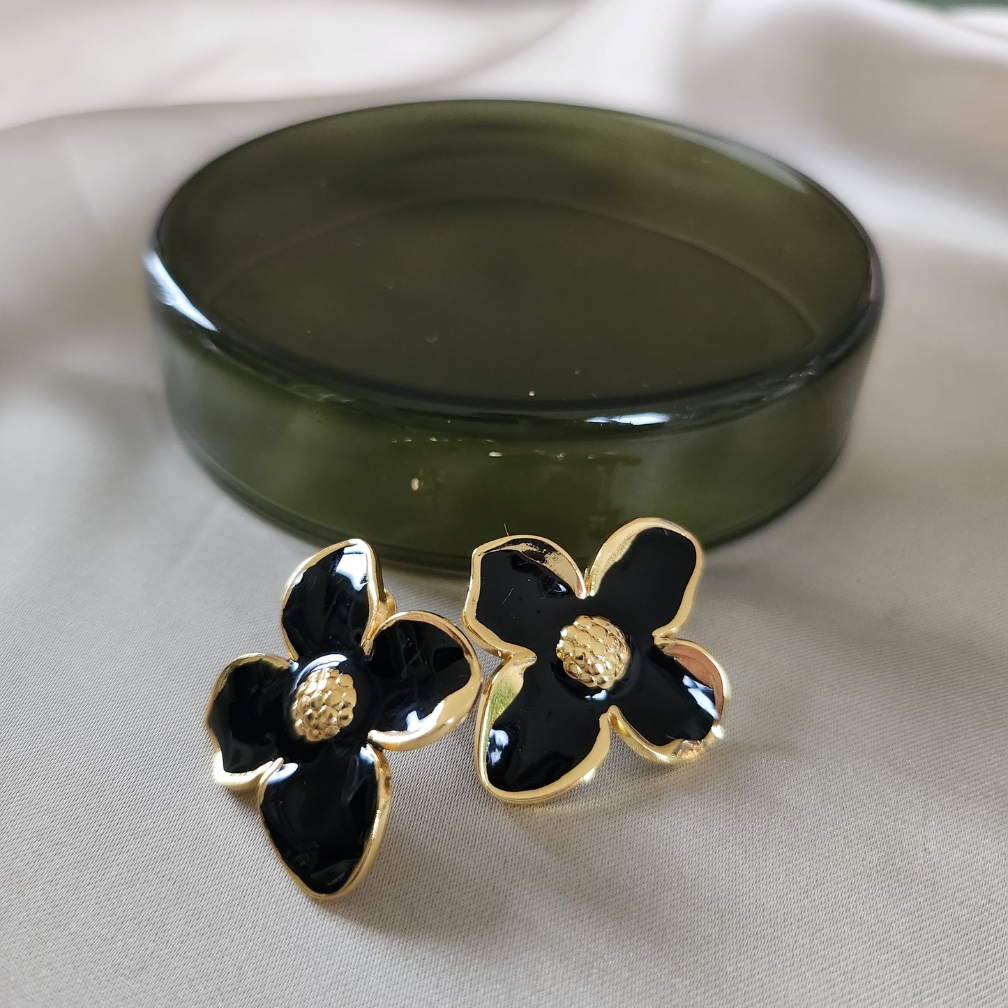 Floral Earrings - Black