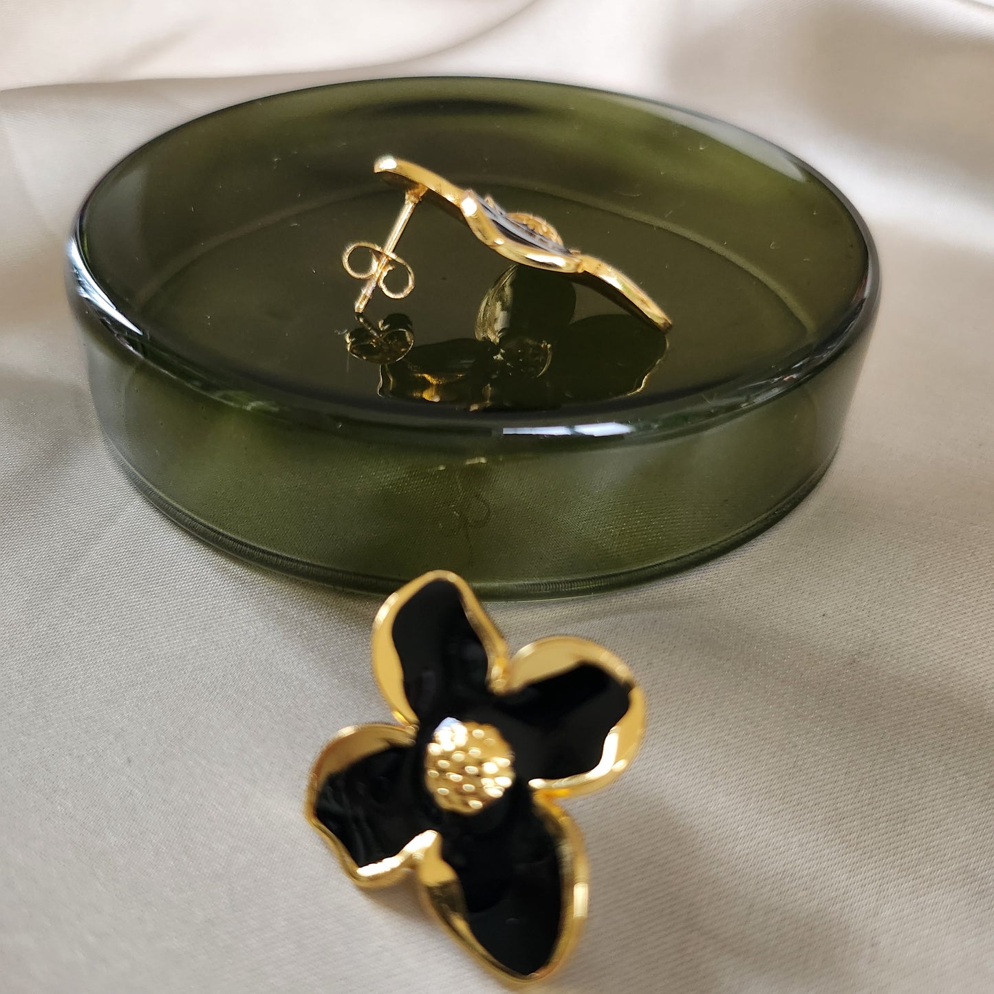 Floral Earrings - Black